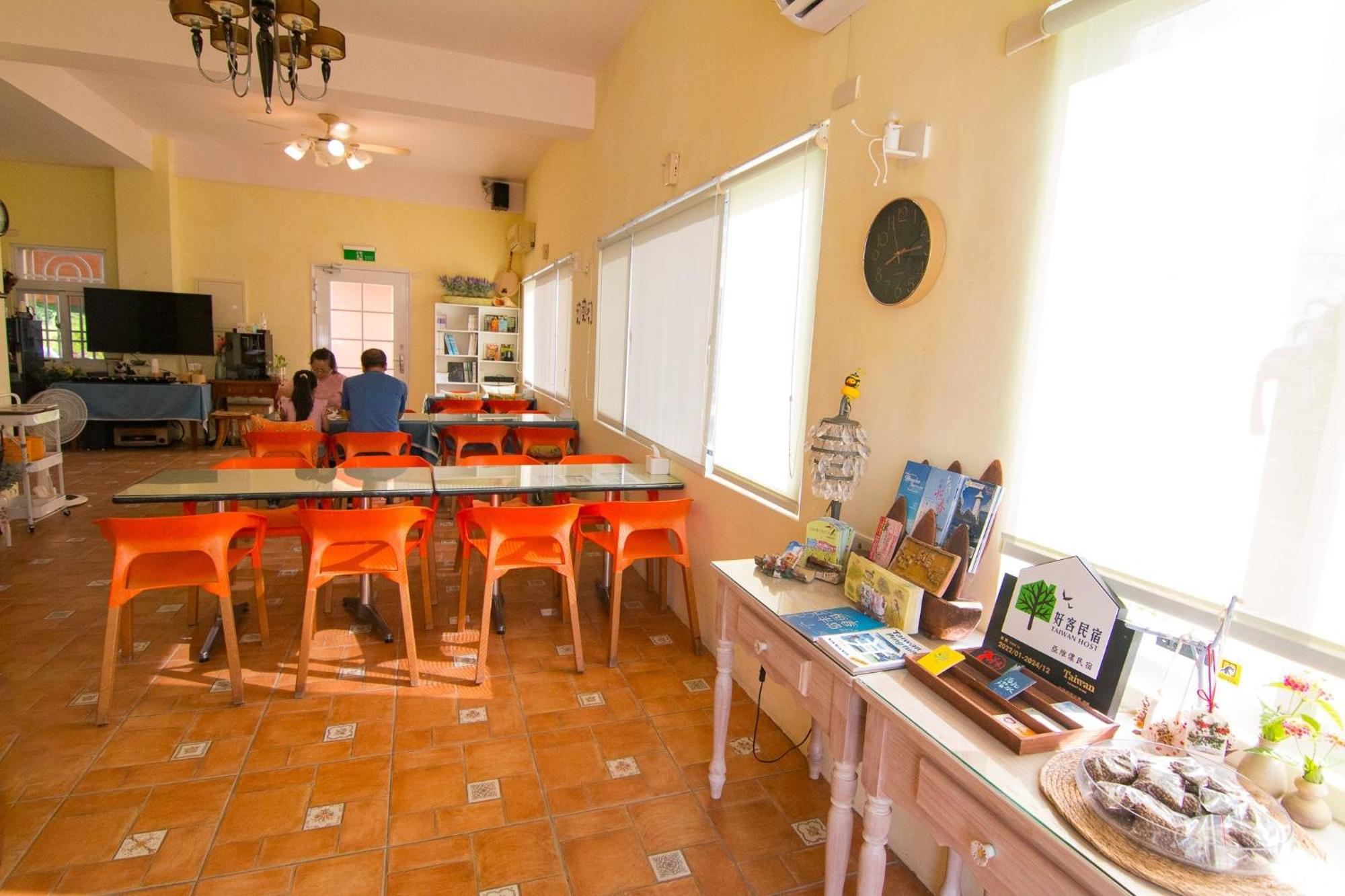 Kenting Avignon Bed & Breakfast Heng-ch'un Exterior foto