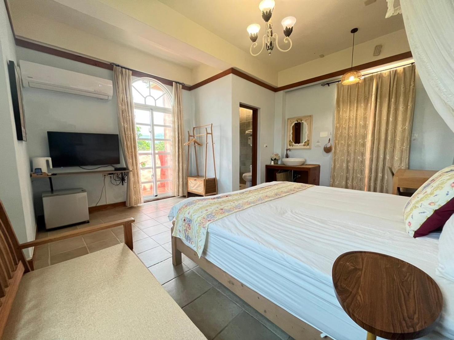 Kenting Avignon Bed & Breakfast Heng-ch'un Exterior foto